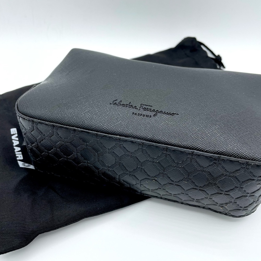 New EVA Air X Salvatore Ferragamo Amenity Kit